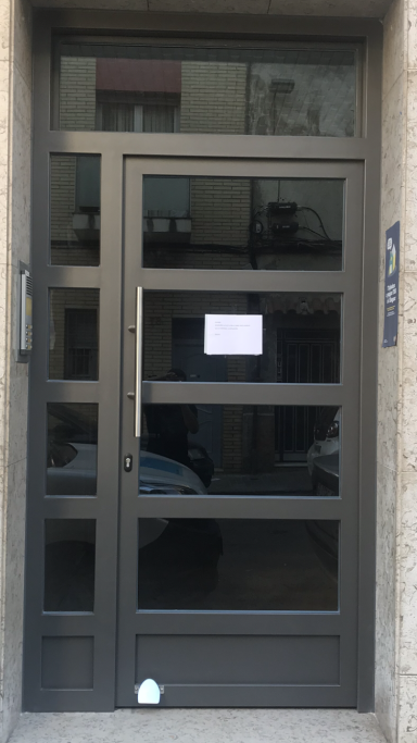 Puerta de portal 